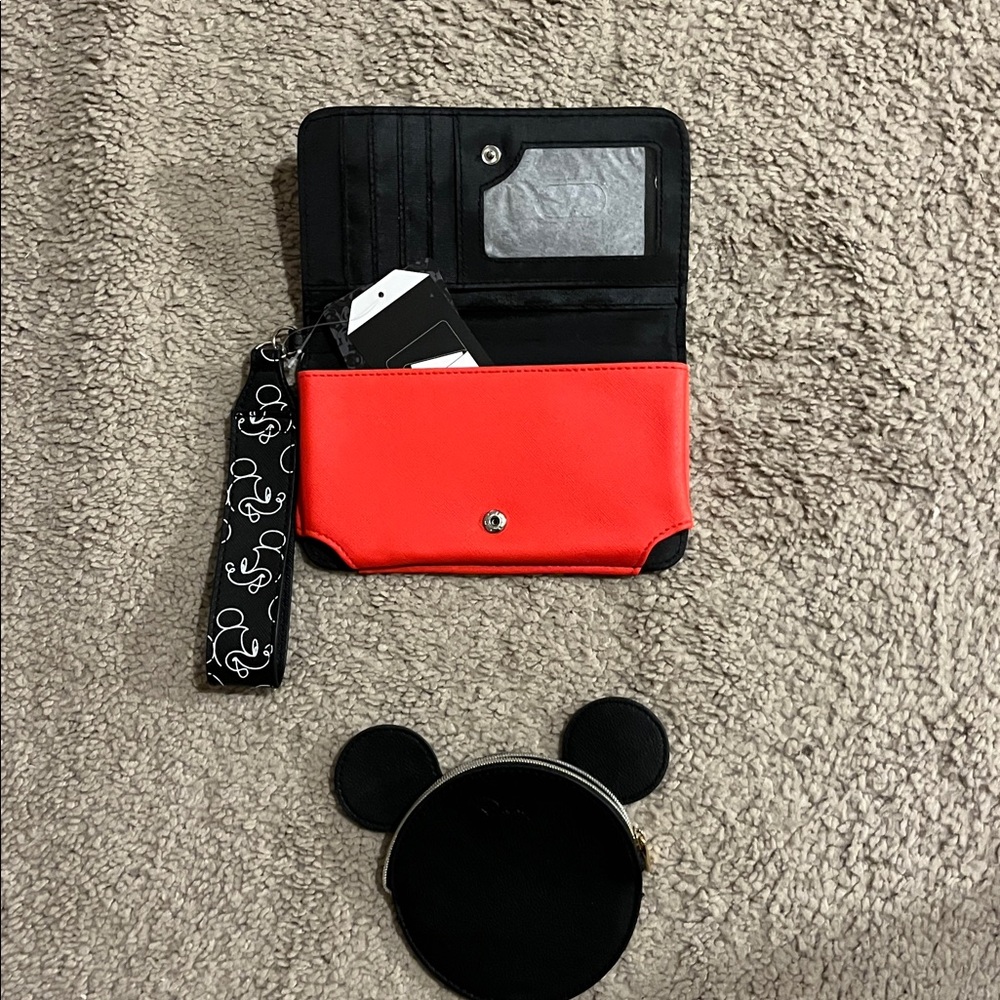Disney Mickey Mouse Kids Backpack Set - Black, White, Red - Picture 4 of 4